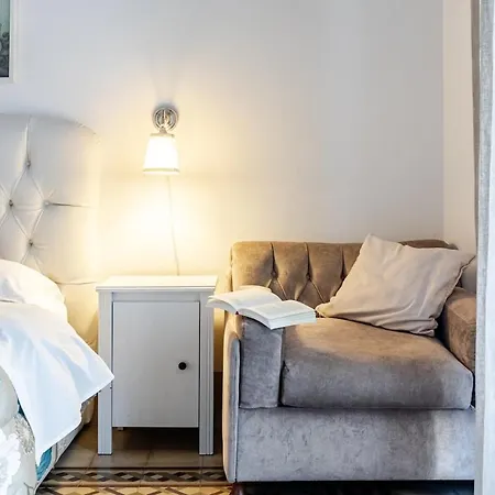 Elephant's Smile B&B 카타니아