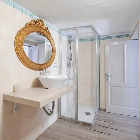 Elephant's Smile 3* Katania