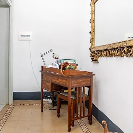 Elephant's Smile Bed & Breakfast 4*